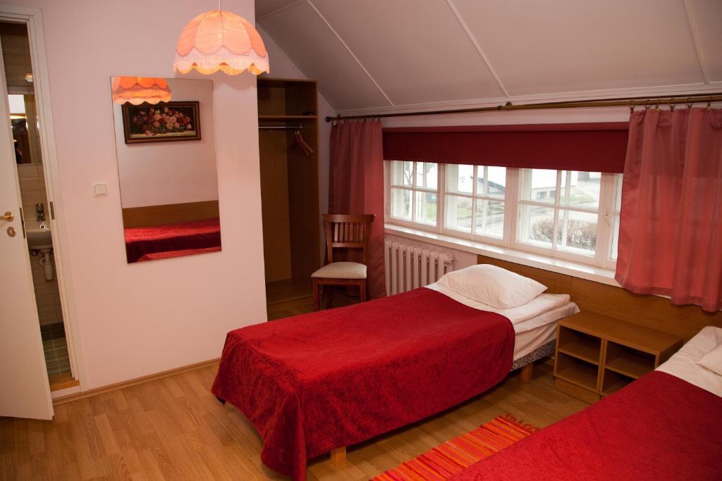 Hotel Repo 2*